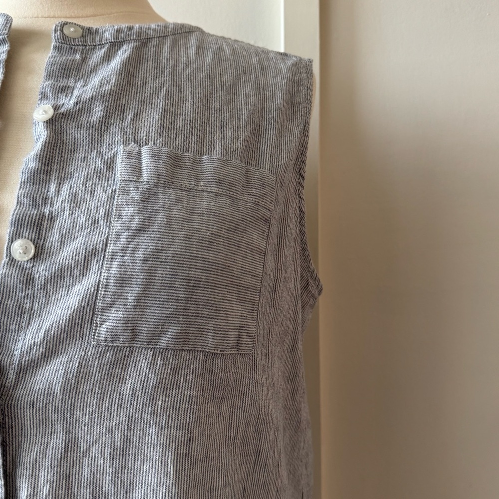 Pendleton Striped Sleeveless Button-Front Top Siz… - image 2